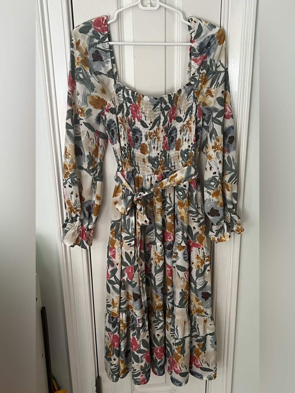 Simple Floral‎ Smocked Long Sleeve Maxi Dress - White Multi
